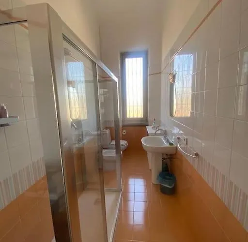 Gambara Apartament *